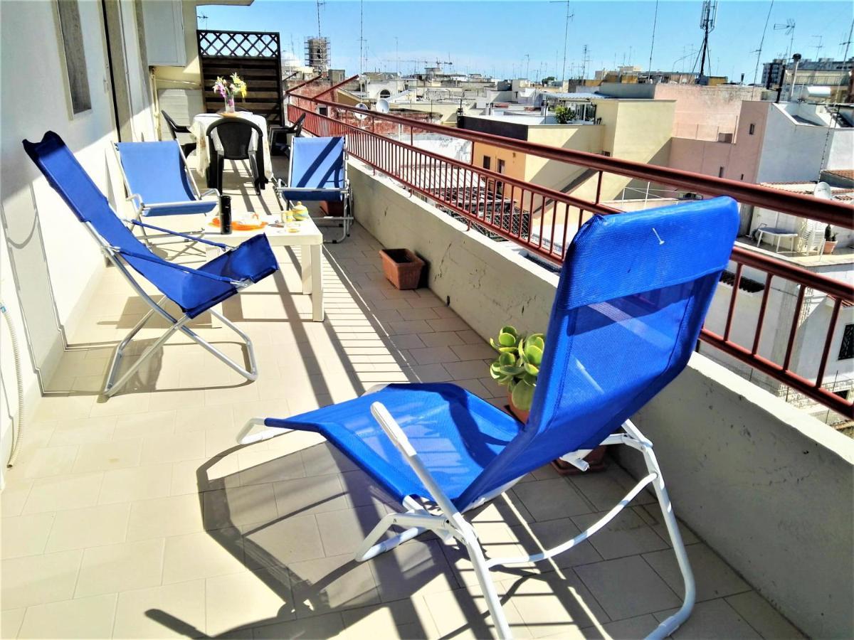 La Bomboniera Apartment Bari Bagian luar foto
