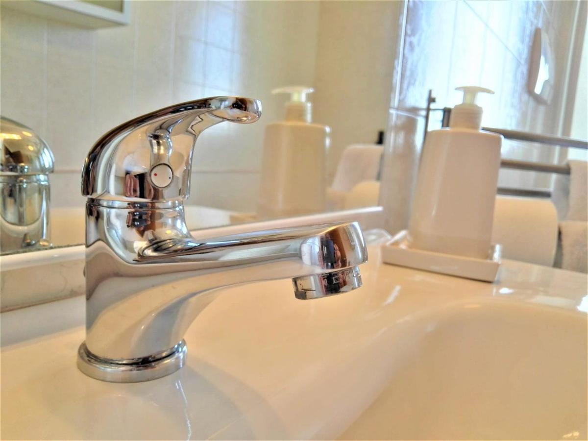 La Bomboniera Apartment Bari Bagian luar foto