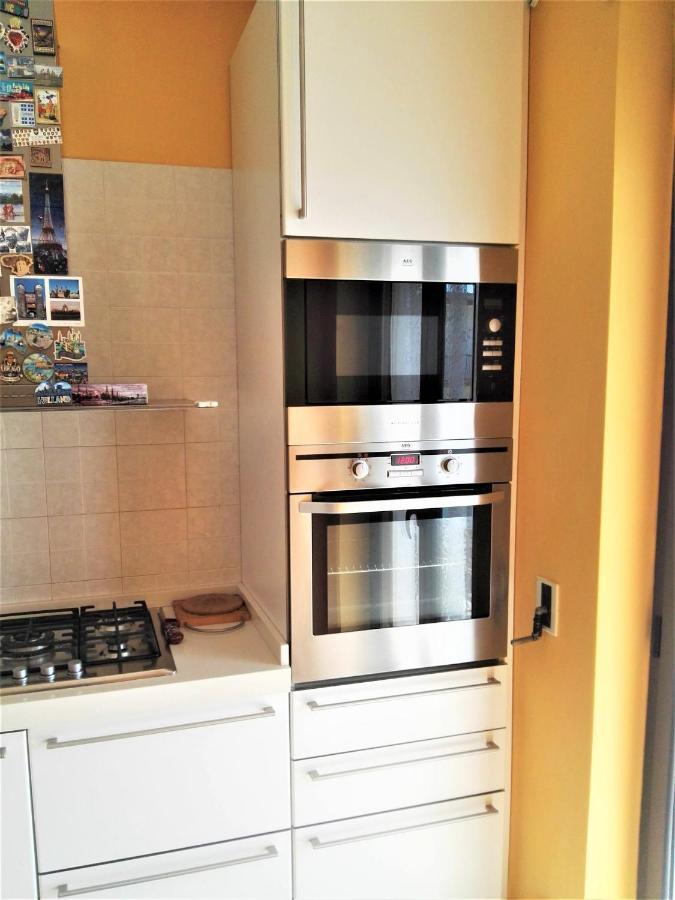 La Bomboniera Apartment Bari Bagian luar foto