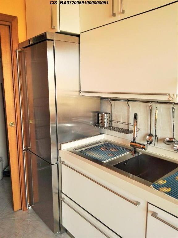 La Bomboniera Apartment Bari Bagian luar foto