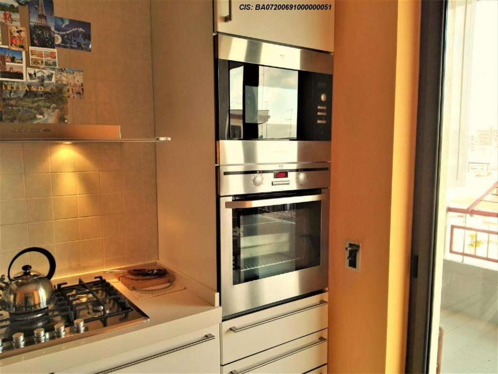 La Bomboniera Apartment Bari Bagian luar foto